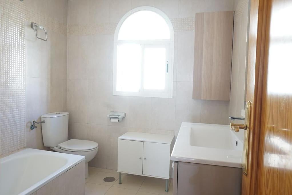 Gran Casa Ideal Para Familias Atarfe Kültér fotó