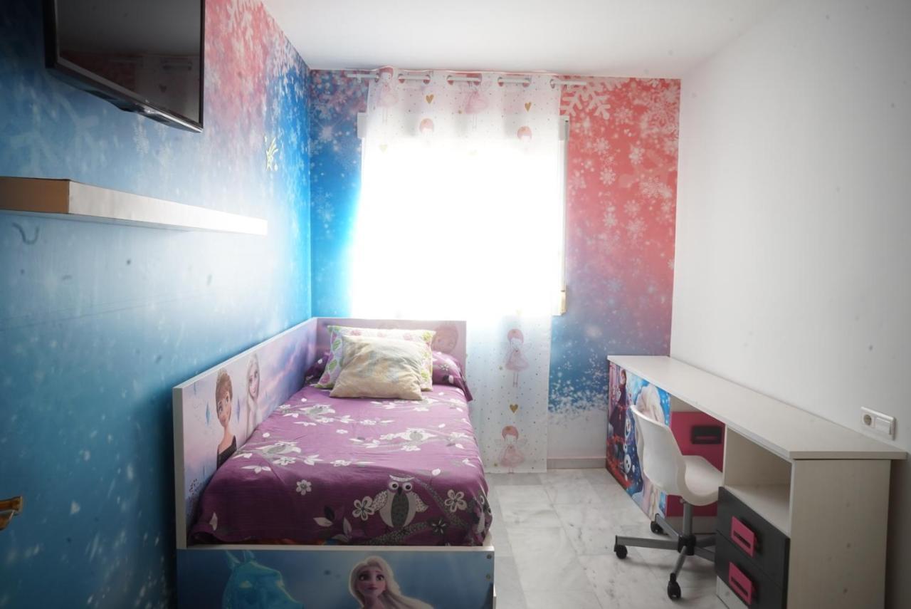 Gran Casa Ideal Para Familias Atarfe Kültér fotó